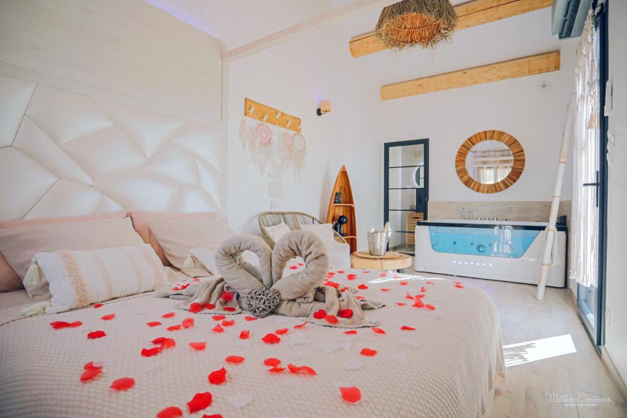 Villa Cocoon - Love Room Cocooning & 50 Nuances Cuges-les-Pins Ngoại thất bức ảnh
